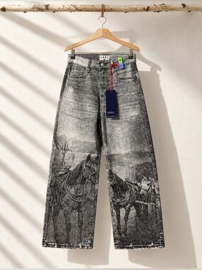NWT Black & Gray Wide-Leg Jeans Horse Digital Print Vibrant M.i.U. Mid-Rise